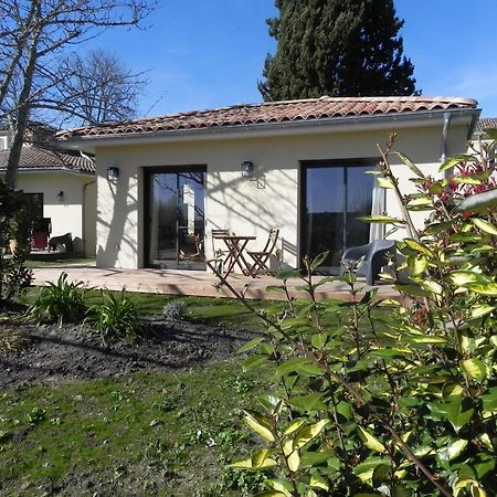 Dependance Chateau Le Clouet A 15Min De Bordeaux Pompignac Exterior foto
